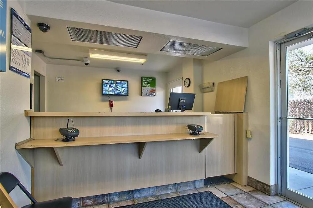 Motel 6-Phoenix, Az - East